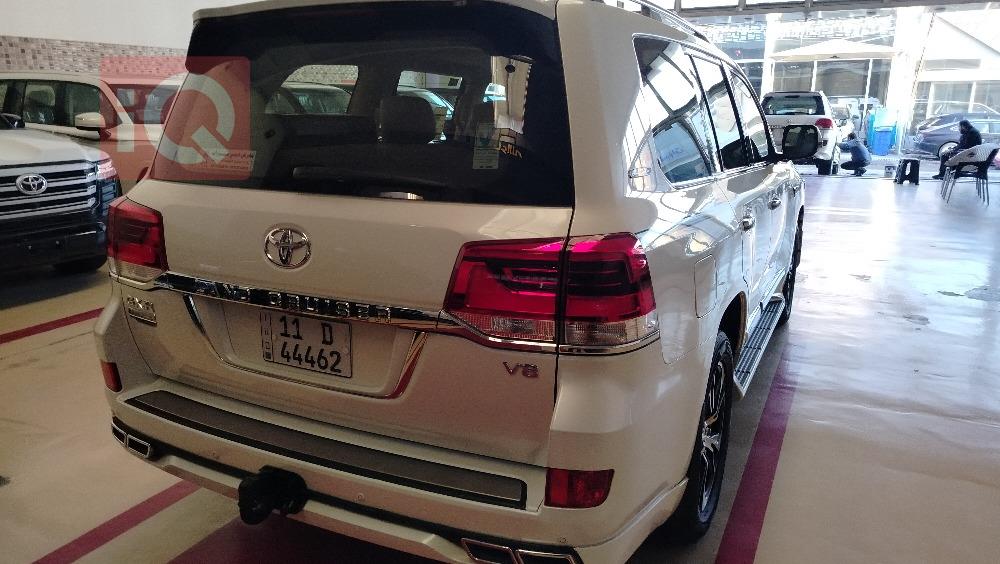 تويوتا لاندكروزر